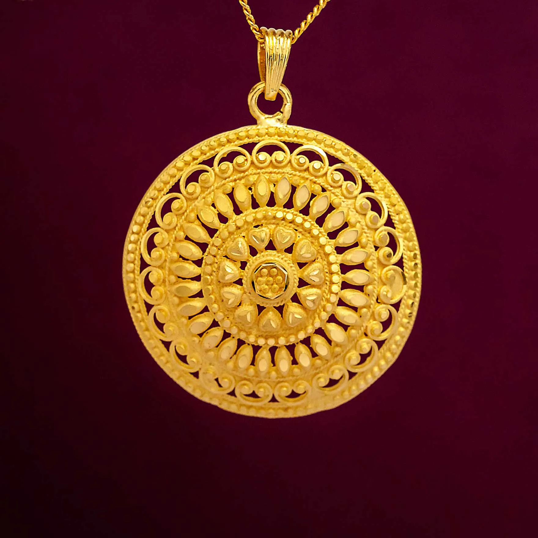 Gold Pendants PGLT100-031