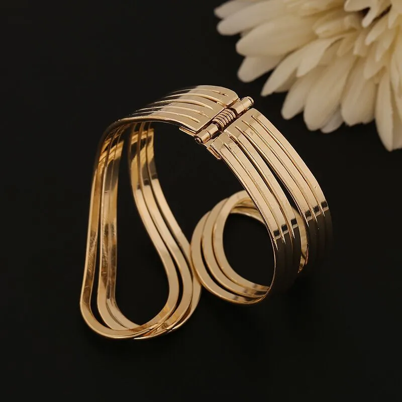 High-end exaggerated metal bracelet