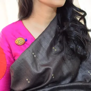 Illeesh Brooch