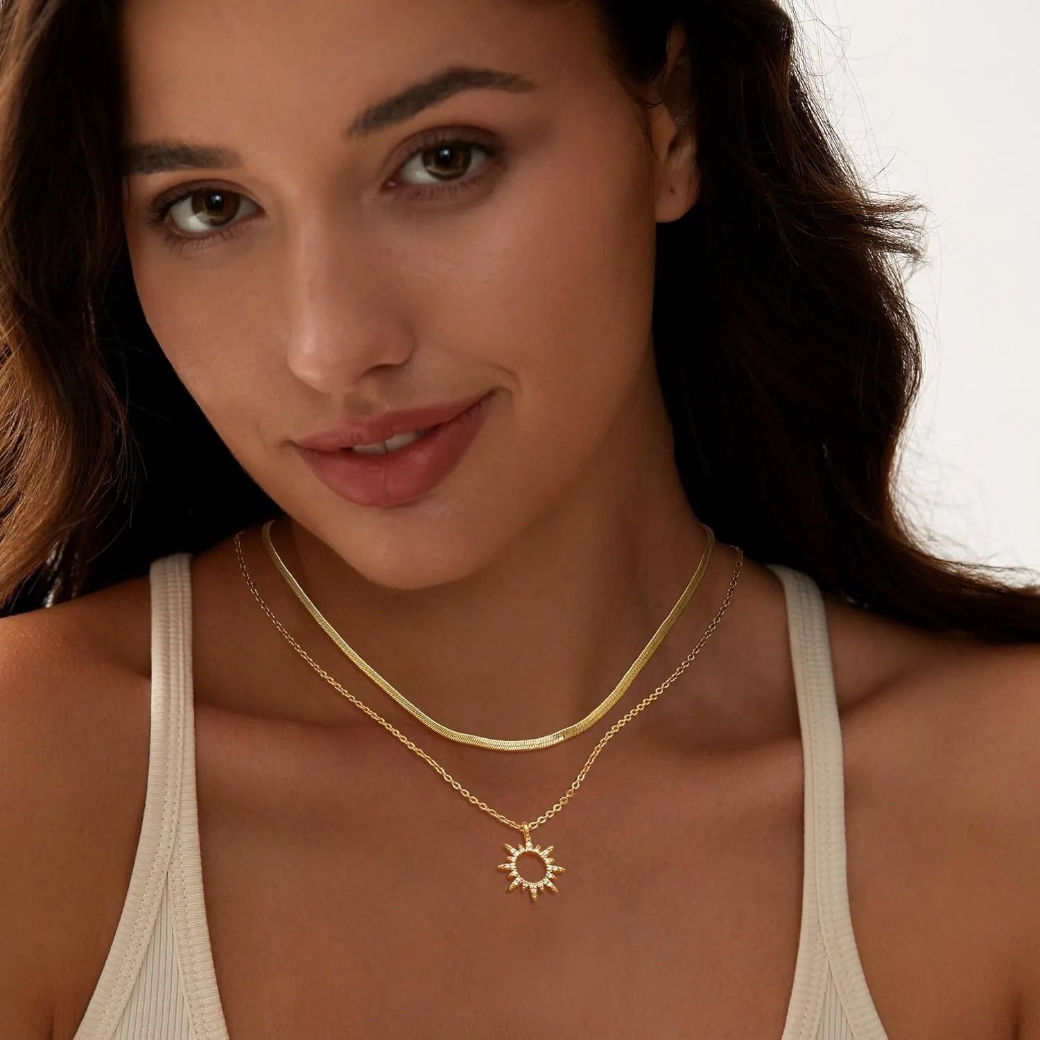 Moodear Gold Necklace for Women 14K Dainty Chunky Gold/Sliver Chain Necklace Cuban Link Paperclip Chain Choker Toggle Clasp Layered Pearl Pendent Necklace for Women Trendy Fashion Jewelry