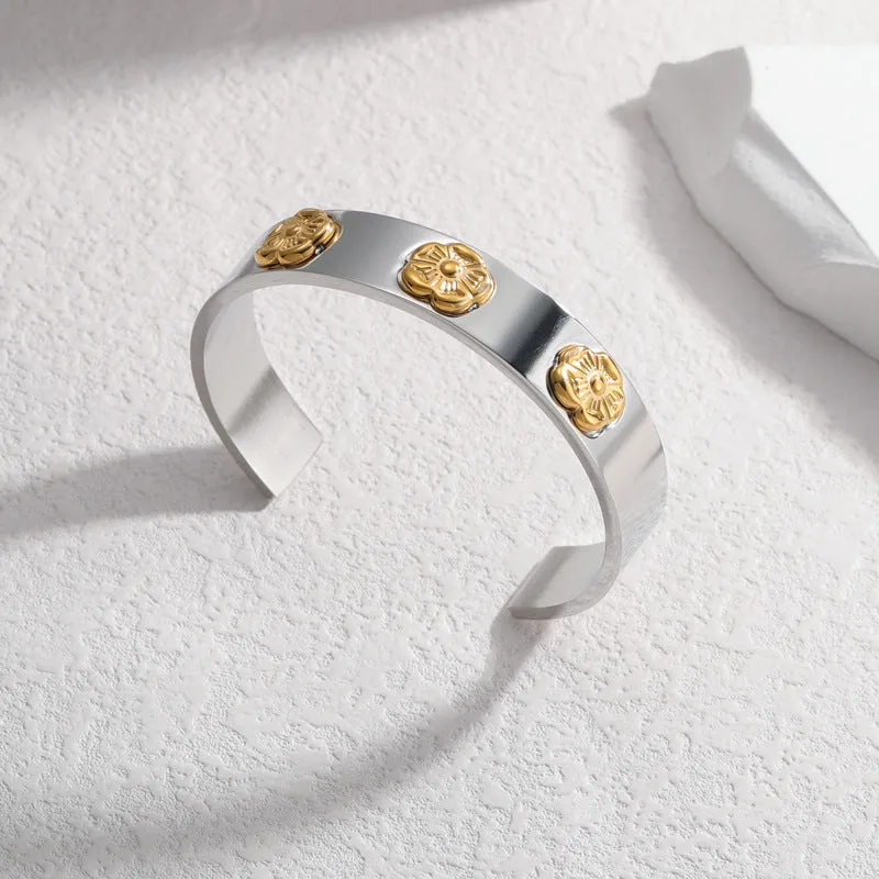 Triple Flower Silver Bracelet JLTB0558